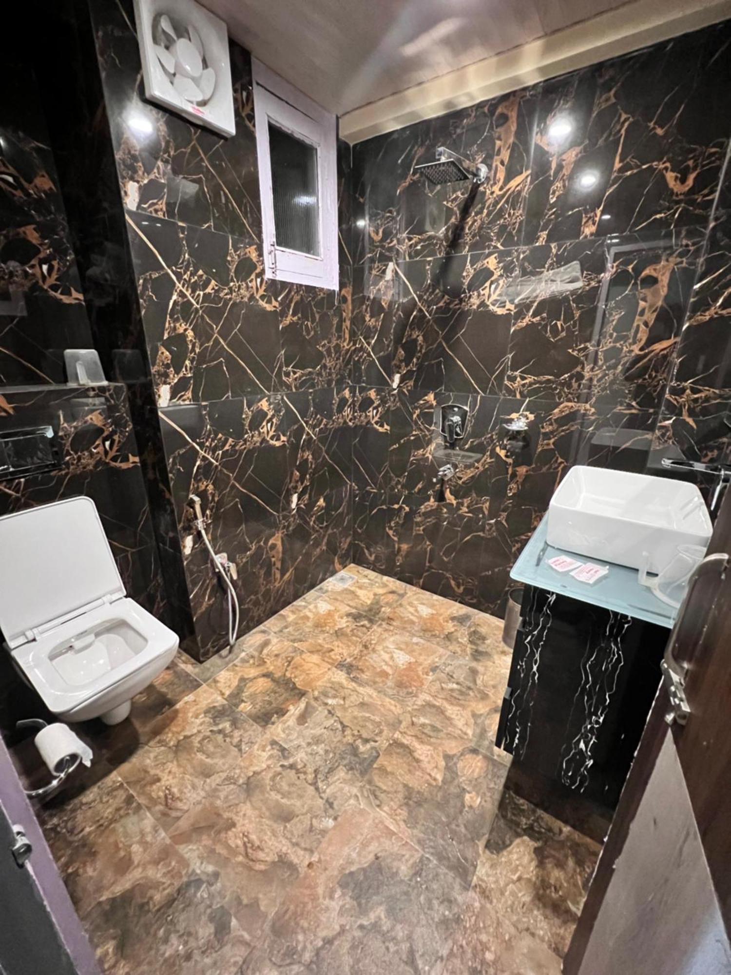 Victory Hotel And Restaurant By Gs Hospitality Shimla Eksteriør bilde