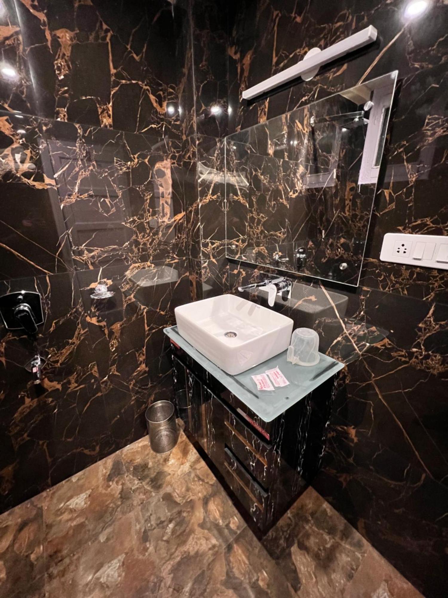 Victory Hotel And Restaurant By Gs Hospitality Shimla Eksteriør bilde